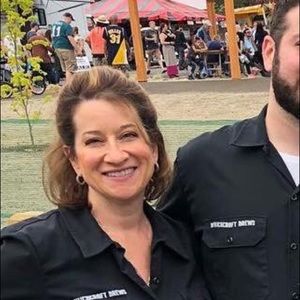 Meet your Posher, Debbie